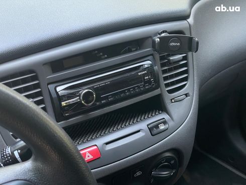 Kia Rio 2008 оранжевый - фото 17