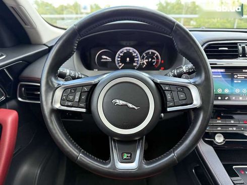 Jaguar F-Pace 2017 - фото 30