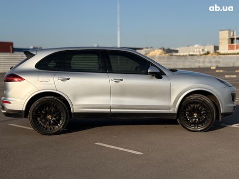 Porsche Cayenne 2016 серый - фото 9