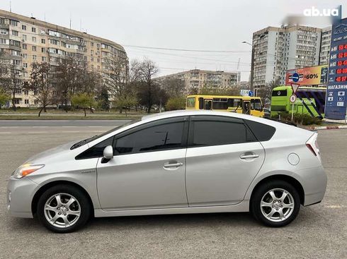 Toyota Prius 2010 - фото 7