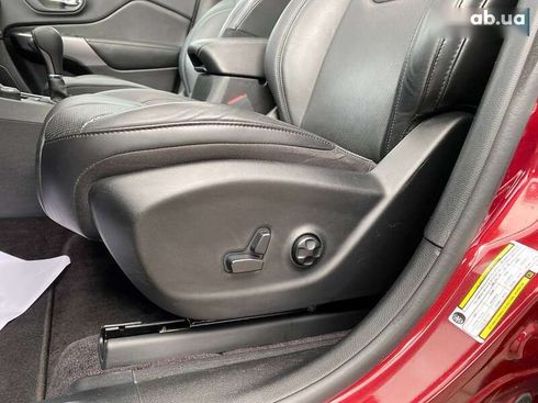 Jeep Cherokee 2018 - фото 20