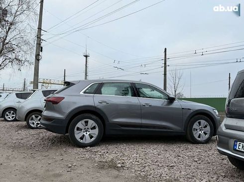 Audi E-Tron 2020 - фото 5