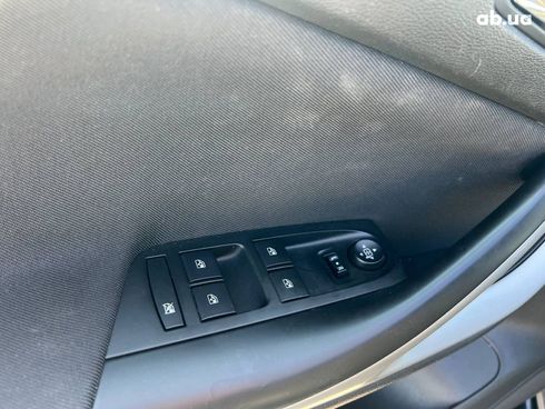 Opel Astra K Hatchback 2017 черный - фото 15