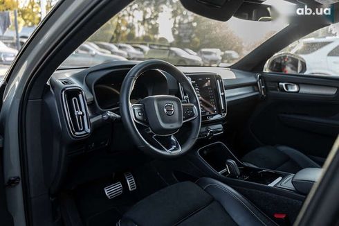 Volvo XC40 2021 - фото 10