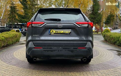 Toyota RAV4 2020 - фото 6