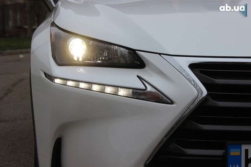Lexus NX 2017 - фото 15