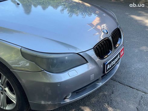 BMW 5 серия 2005 серый - фото 3