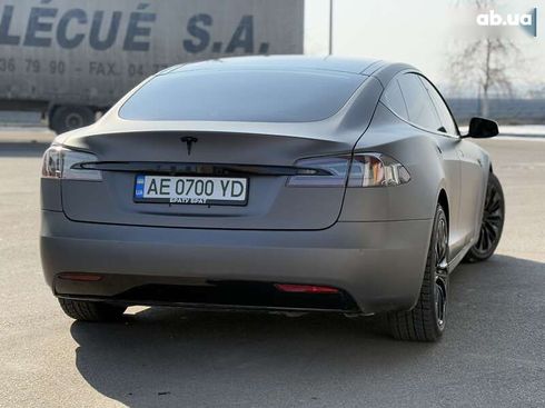 Tesla Model S 2016 - фото 7