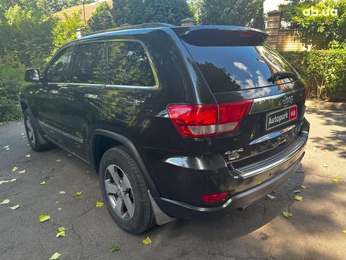 Jeep Grand Cherokee 2012 черный - фото 13