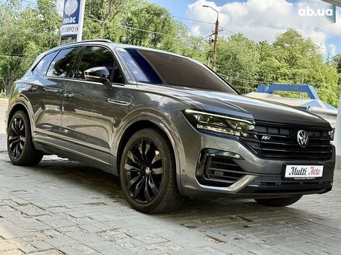 Volkswagen Touareg 2020 - фото 9