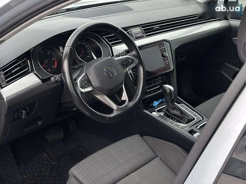 Volkswagen Passat 2022 - фото 18