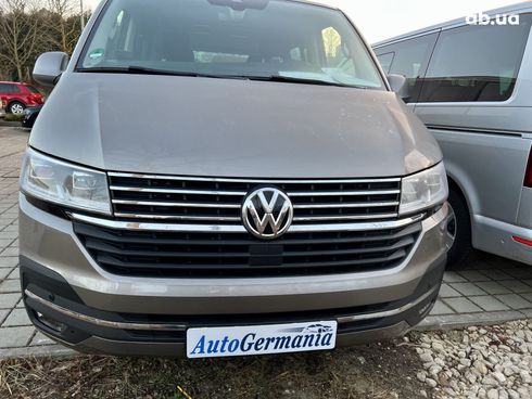 Volkswagen Multivan 2021 - фото 35