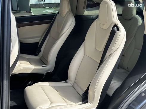 Tesla Model X 2017 - фото 15