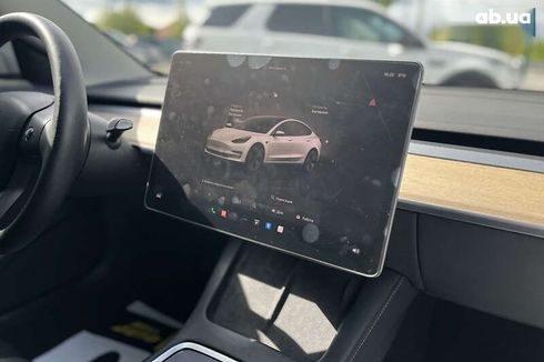 Tesla Model 3 2022 - фото 24
