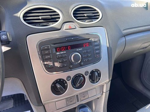 Ford Focus 2010 - фото 28