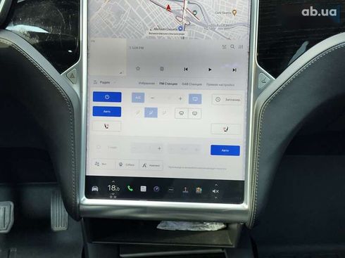 Tesla Model X 2017 - фото 23