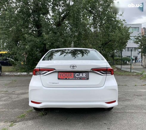 Toyota Corolla 2020 - фото 20