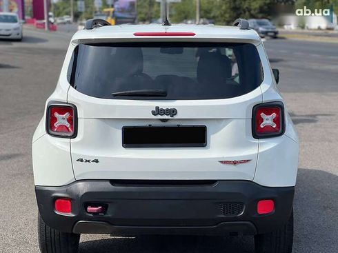 Jeep Renegade 2016 - фото 7
