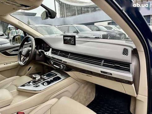 Audi Q7 2019 - фото 24