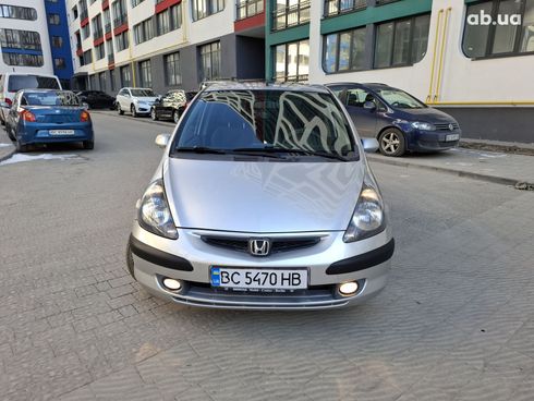 Honda Jazz 2004 серебристый - фото 11