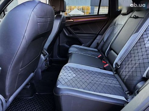 Volkswagen Tiguan 2021 - фото 24