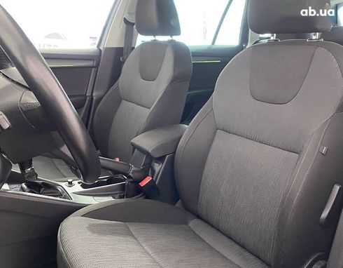 Skoda Octavia 2017 - фото 7