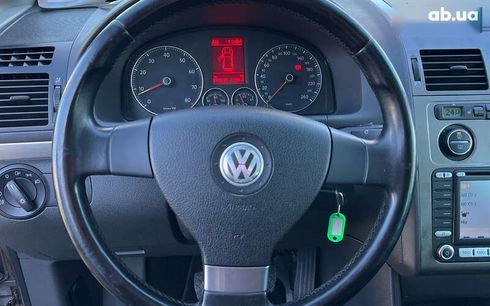 Volkswagen Touran 2007 - фото 12