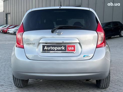 Nissan Note 2014 серый - фото 6