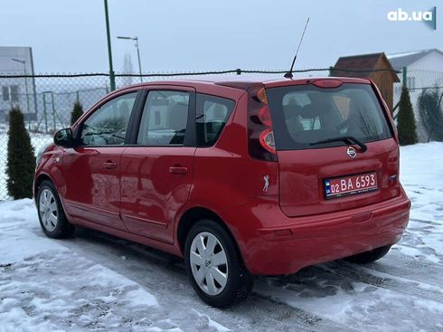 Nissan Note 2010 - фото 18
