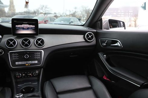 Mercedes-Benz CLA-Класс 2018 - фото 14