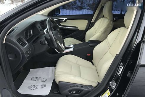 Volvo V60 2017 - фото 14