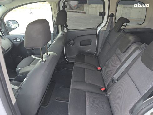 Renault Kangoo 2015 белый - фото 12