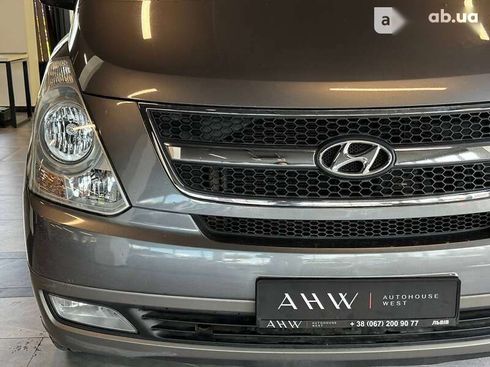 Hyundai H-1 2012 - фото 3