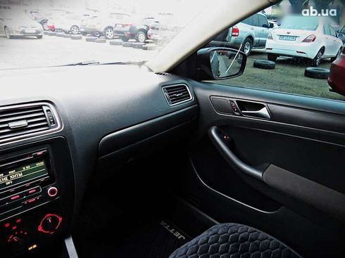 Volkswagen Jetta 2012 - фото 13