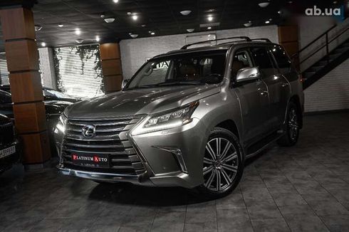 Lexus LX 2016 - фото 9