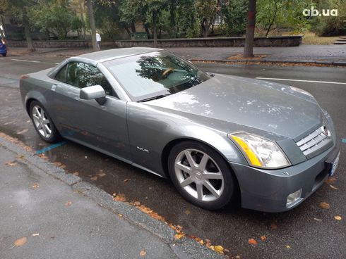 Cadillac XLR 2004 серебристый - фото 5