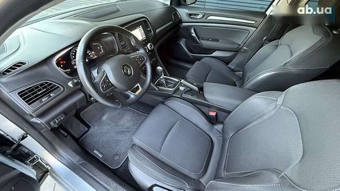 Renault Megane 2020 - фото 24