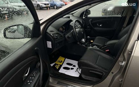 Renault Megane 2013 - фото 23