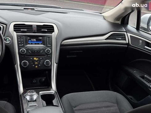 Ford Fusion 2017 - фото 22