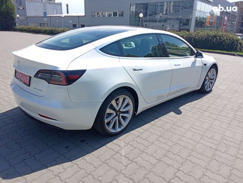 Tesla Model 3 2020 белый - фото 18