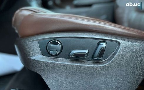 Volkswagen Touareg 2013 - фото 24