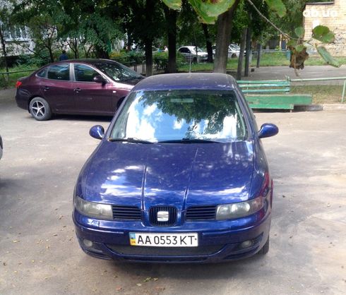 SEAT Toledo 2004 синий - фото 2