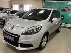 Продаж вживаних Renault Scenic 2012 року в Кропивницькому - купити на Автобазарі