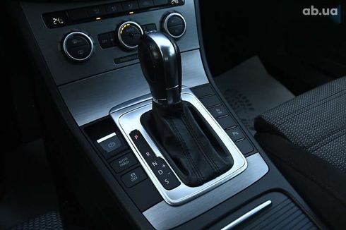 Volkswagen Passat 2012 - фото 25