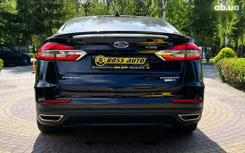 Ford Fusion 2020 - фото 6