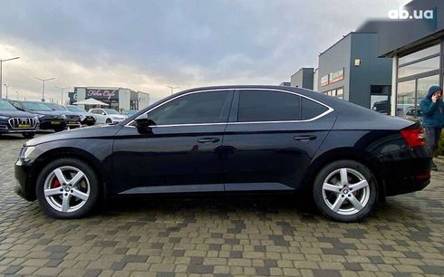 Skoda Superb 2015 - фото 4