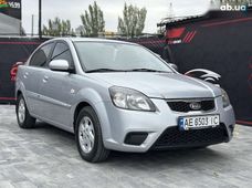 Продажа б/у Kia Rio 2010 года в Днепре - купить на Автобазаре
