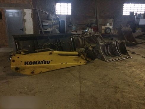 Komatsu WB 2007 - фото 2