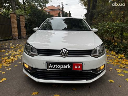 Volkswagen Polo 2015 белый - фото 2