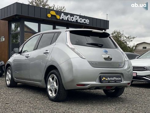 Nissan Leaf 2017 - фото 17